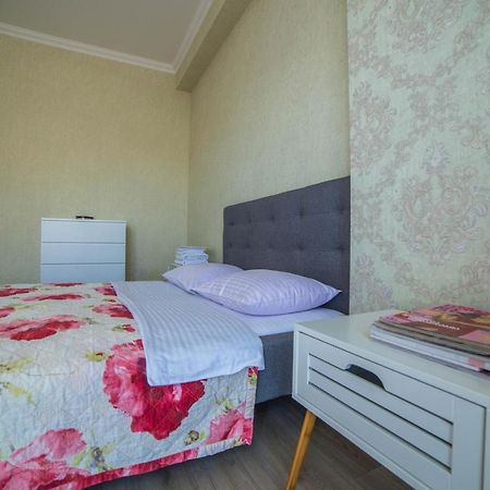 Comfy Apartment Tbilisi Bagian luar foto