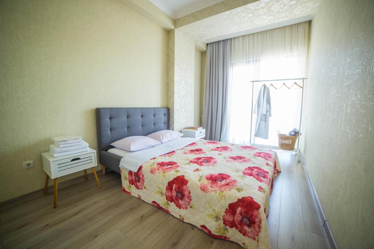 Comfy Apartment Tbilisi Bagian luar foto